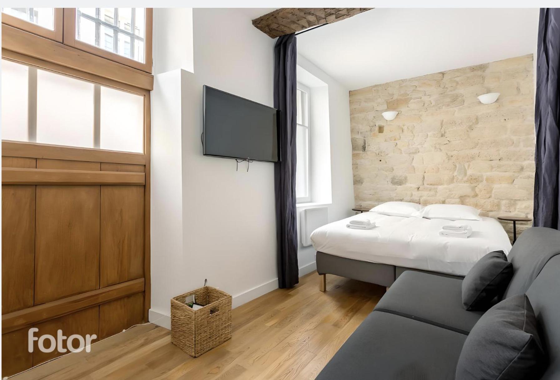 Suite Du Lion/Ac Historic Flat, Marais, 4-5 Guests Paris Exterior photo