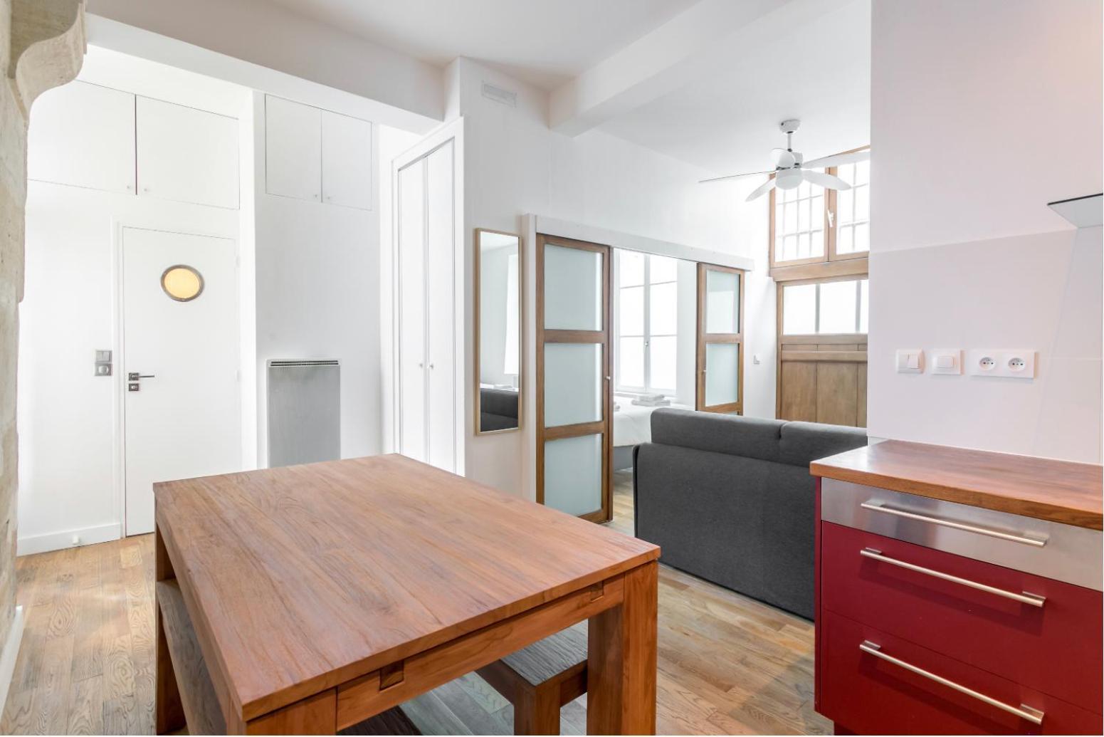 Suite Du Lion/Ac Historic Flat, Marais, 4-5 Guests Paris Exterior photo